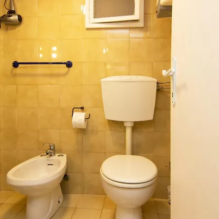 Nel Cuore Di Pisamonolocale In Palazzo Storico. 公寓