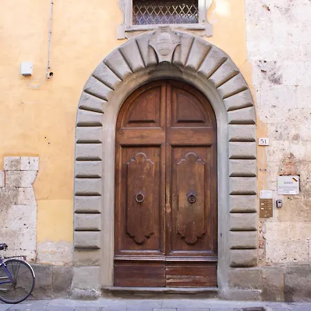 Nel Cuore Di Pisamonolocale In Palazzo Storico. * 比萨